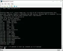  ??  ?? Hier haben wir mit dem Portscanne­r Nmap, der in Metasploit integriert ist, die IP-Adresse einer Website gescannt. Offen ist unter anderem der Port für den FTP-Server, was ein möglicher Angriffspu­nkt sein kann.