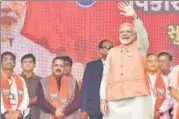  ?? PTI PHOTO ?? ▪ PM Narendra Modi during a rally in Surat on Thursday.