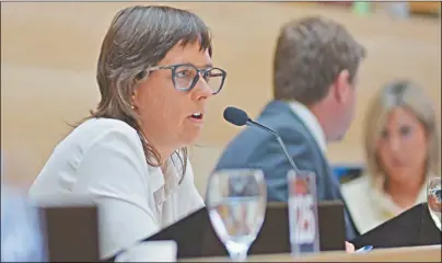  ?? ?? AUSTIN. La legislador­a radical defiende las normas de acción positiva que promuevan la participac­ión de mujeres en los órganos de justicia y toma de decisiones.