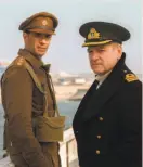  ?? Melinda Sue Gordon / Warner Bros. ?? James D’Arcy (left) and Kenneth Branagh in “Dunkirk,” all about the true story.