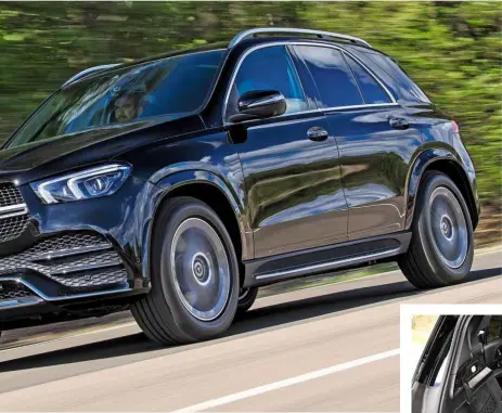  ??  ?? Practicali­ty With five seats in use, the GLE’s 630-litre boot is only 50 litres smaller than the XC90’s load bay