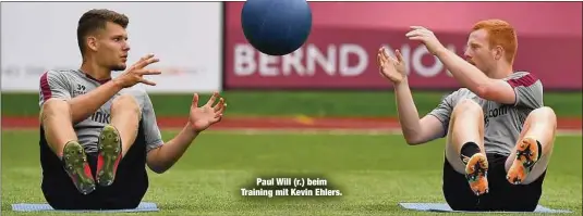  ??  ?? Paul Will (r.) beim Training mit Kevin Ehlers.