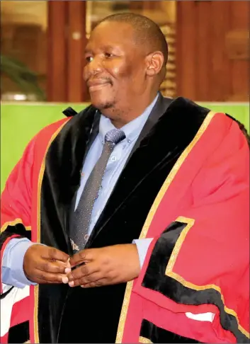  ?? (Photo: Igunundu Agency/Qhelani Msweli) ?? The new sheriff in town: Mayor Mzimkhulu Thebolla