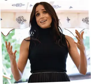  ??  ?? It’s my privilege: Meghan thanks the Hubb women in her speech