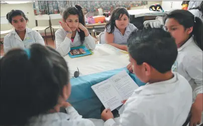  ?? ?? DÉFICIT. El informe expone los niveles de desinversi­ón que se registran en el país en materia educativa.