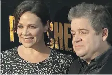  ?? JEFF TURNER/ THE ASSOCIATED PRESS ?? Actor Patton Oswalt, shown with fiancée Meredith Salenger, is defending his engagement from online critics who say the comedian is getting married too soon after his wife’s death last year.