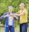  ?? - Crédits : DE ?? Des seniors bien dans leur corps avec l’atelier Qi Gong de Djamel Benghanem.