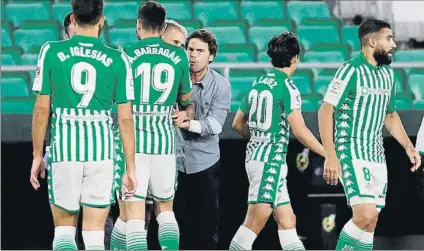  ?? FOTO: EFE ?? El técnico Rubi se volverá a jugar su continuida­d en el banquillo del Betis este próximo sábado en San Mamés ante el Athletic Club