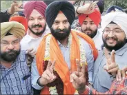  ?? PTI ?? Shiromani Akali Dal (Badal)’s Manjinder Singh Sirsa celebrates in Punjabi Bagh, Wednesday.