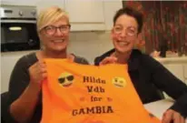  ?? FOTO ROGER DREESEN ?? Hilde en Annick gaan in Gambia 900 fluohesjes uitdelen.