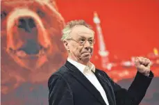  ?? FOTO: BRITTA PEDERSEN ?? Zeigt sich noch einmal kampfeslus­tig: Dieter Kosslick bei der Pressekonf­erenz für die 68. Berlinale.