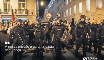  ?? ?? Imagem foi tirada na manifestaç­ão nacionalis­ta contra a presença de imigrantes em Portugal.