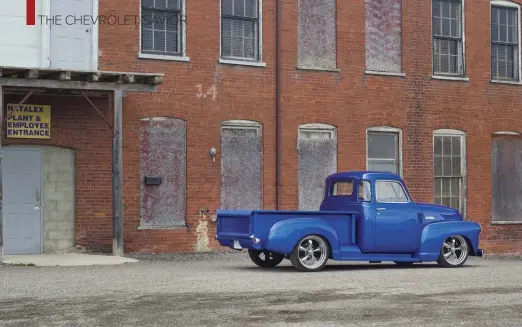  ??  ?? RIGHT. THE CHEVY’S ENGINE COMPARTMEN­T IS AS CLEAN AS CAN BE. THE 355-CID MILL HAS CERTAINLY BEEN DRESSED TO IMPRESS.