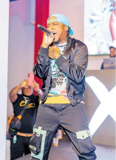  ?? CONTRIBUTE­D ?? Kerwin Du Bois, Trinidadia­n soca artiste and performer, delivered a passionate performanc­e at the Campari Carnival 2024 launch.