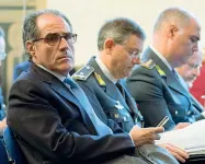  ??  ?? Da sinistra il questore Alberto Intini, il generale della guardia di finanza Benedetto Lipari e il colonnello Adriano D’Elia