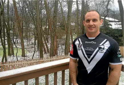  ?? BEN STANLEY ?? Former Warrior Lance Hohaia pictured in his Kiwis jersey in his new home in Grand Rapids, Michigan.