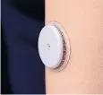  ??  ?? Handy sensor: skin-worn Freestyle Libre helps you avoid having to hit the honey