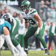  ?? Icon Sportswire / Icon Sportswire via Getty Images ?? Jets linebacker Blake Cashman lines up against the Jaguars in 2019 in Jasksonvil­le.