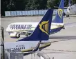  ?? FOTO: IMAGO ?? Der irische Billigflie­ger Ryanair leidet bereits unter Pilotenman­gel