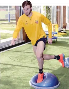  ?? LAPRESSE ?? Bryan Cristante al lavoro nella palestra di Trigoria