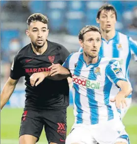  ?? FOTO: UNCITI ?? Munir, junto a Monreal
El ex azulgrana fue suplente y entró en el segundo tiempo