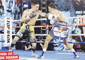  ?? Mikey Williams / Top Rank vía Getty Image ?? Oscar Valdez dijo tras la pelea que quería probarle a los expertos, fanáticos y demás que todavía le quedan grandes batallas que dar.