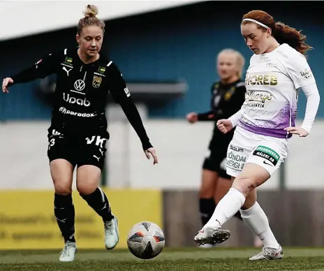  ?? BILD: MONTINI FOTO ?? Ella Reidy i en match med Jitex. Hon har även represente­rat Sverige i både U17- och U19-landslaget.