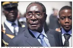  ?? (Photo DPA/MaxPPP) ?? Le président zimbabwéen Robert Mugabe,  ans, a remis hier sa démission après  ans de pouvoir, durant lequel il a dirigé son pays d’une main de fer depuis son indépendan­ce en .