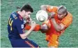  ?? Foto: dpa ?? Fußball, wie wir ihn lieben – und viel zu selten sehen.