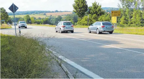  ?? FOTO: MARTIN BAUCH ?? Den B29 zwischen Lauchheim und Aufhausen soll auf einer Länge von knapp drei Kilometern dreistreif­ig ausgebaut werden.