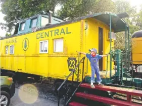  ?? ROB OWEN/PITTSBURGH POST-GAZETTE ?? A stay at the Red Caboose Motel, along the tracks of the Starsburg Railroad, offers both accommodat­ions and a play place for train-obsessed kids and parents.