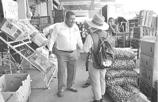  ??  ?? Desde un 20 hasta un 50 por ciento es el repunte esperado en algunos giros dentro del Centro de Abastos. Cortesía