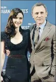  ?? CARLOS ALVAREZ / GETTY ?? Rachel Weisz y Daniel Craig