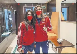  ?? FOTO: SEFUTBOL ?? Concentrad­as Las internacio­nales están a punto para disputar la Arnold Clark Cup