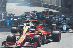  ?? FOTO: GETTY ?? Carlos defendió la tercera plaza en la salida y fue 2º tras el abandono de Bottas