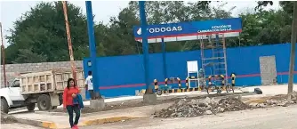  ?? Gustavo García ?? PÁNUCO, Ver., Febrero 13.- Un avance del 90 por ciento de construcci­ón lleva la planta gasera Todo Gas en la colonia Florida.