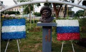  ?? AFP ?? Yuri Gagarin ilustra la amistad entre Nicaragua y Rusia.