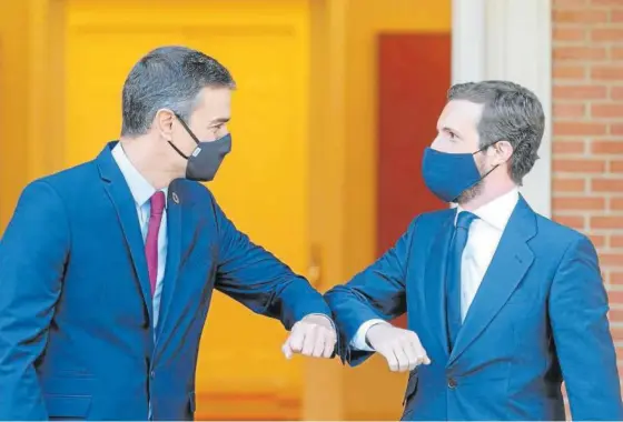  ?? Foto: Efe ?? El presidente del Gobierno español, Pedro Sánchez, y el líder del PP, Pablo Casado, en una cita anterior.