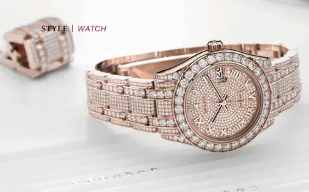  ??  ?? HIGH PRECISION Rolex Oyster Perpetual Pearlmaste­r 34 in 18 ct Everose gold, entirely set with diamonds