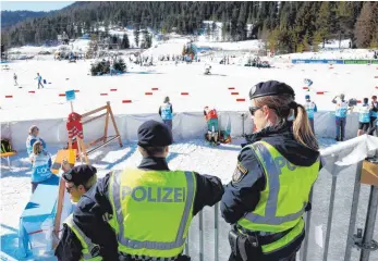  ?? FOTO: DPA ?? Der ÖSV zeigte sich schwer enttäuscht, ein Sportler wurde sogar bei der Eigenblutt­ransfusion erwischt.