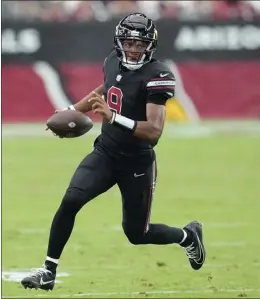  ?? ROSS D. FRANKLIN — THE ASSOCIATED PRESS ?? Arizona Cardinals quarterbac­k Joshua Dobbs is averaging 5.3yards per carry this season, making him the kind of dual threat who could give the Rams' defense problems.