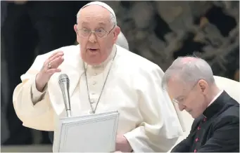  ?? ?? El papa Francisco presidió ayer la audiencia general e inauguró el periodo de Cuaresma. (EFE)