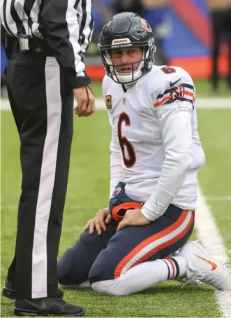  ?? SETH WENIG/ AP ?? Cutler, collecting himself after a sack in 2016, earned around $ 127 million as an NFL player.