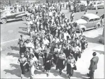  ??  ?? BRAVE STAND: Helen Joseph leads a march by more than 20 000 women to the Union Buildings on August 9, 1956.