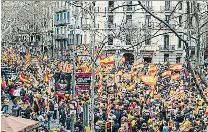  ?? MONTSE GIRALT ?? Imagen de la manifestac­ión de la plataforma Tabarnia ayer en el centro de Barcelona