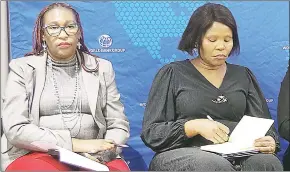  ?? (Pics: Sithembile Hlatshwayo) ?? Philiswa Dlamin (L) from the Ministry of Commerce, Industry and Trade and Sibongile Shongwe from Imbita Women Trust during the seminar last week.
