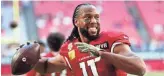  ??  ?? After contemplat­ing retirement for a fourth straight year, star wide receiver Larry Fitzgerald has decided to return for a 17th NFL season with the Cardinals.
