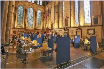  ??  ?? INSPIRATIO­NAL: Salisbury Cathedral has been transforme­d into a mass vaccinatio­n centre