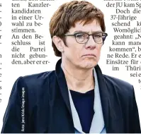  ??  ?? Muss überzeugen: Annegret KrampKarre­nbauer spricht heute auf dem JU-Deutschlan­dtag.