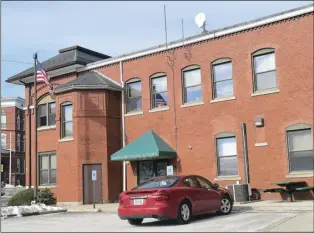  ?? Photo by Ernest A. Brown ?? The Woonsocket Housing Authority building, located at 679 Social St., pictured recently.